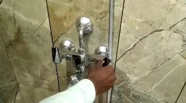 Wall - mount Hot & Cold water mixer install (40 mins)